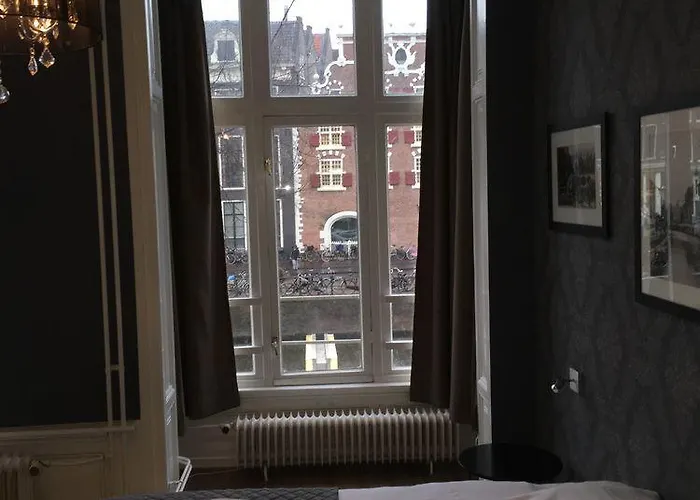 Hotel Flower Market 2*