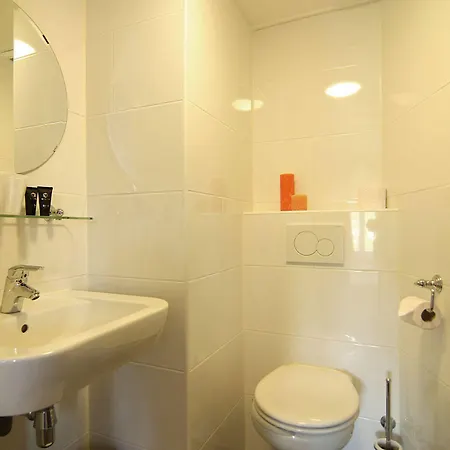 Flower Market 2* Amsterdam